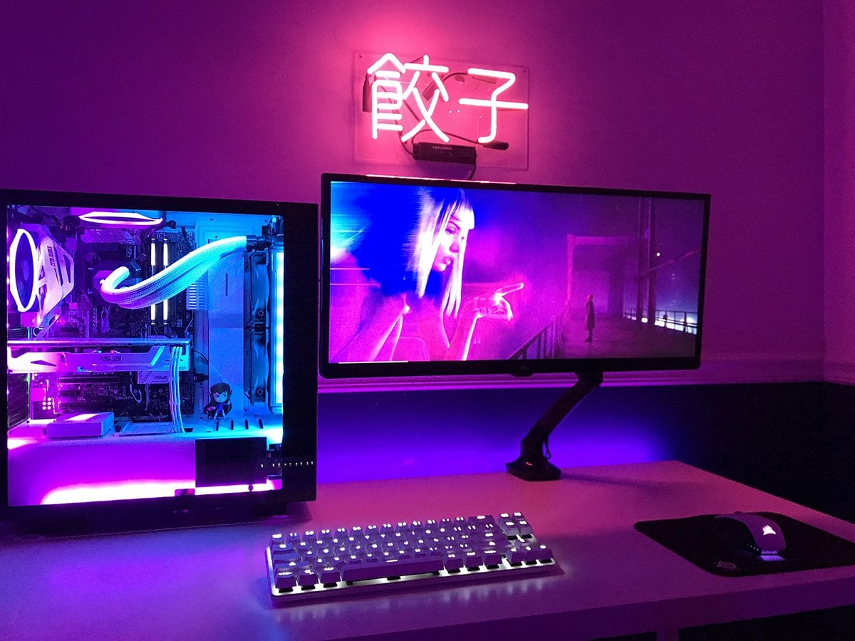 purple-gaming-setup