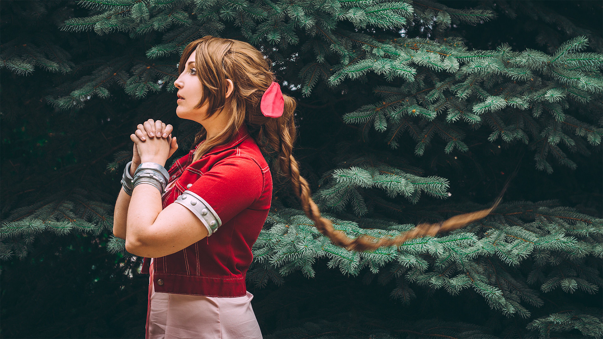 Aeris-cosplay